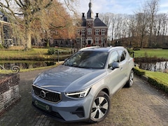 Volvo XC40 - T4 Plug-In Hybrid Inscription | Trekhaak | Camera | LED | Cruise | Clima |