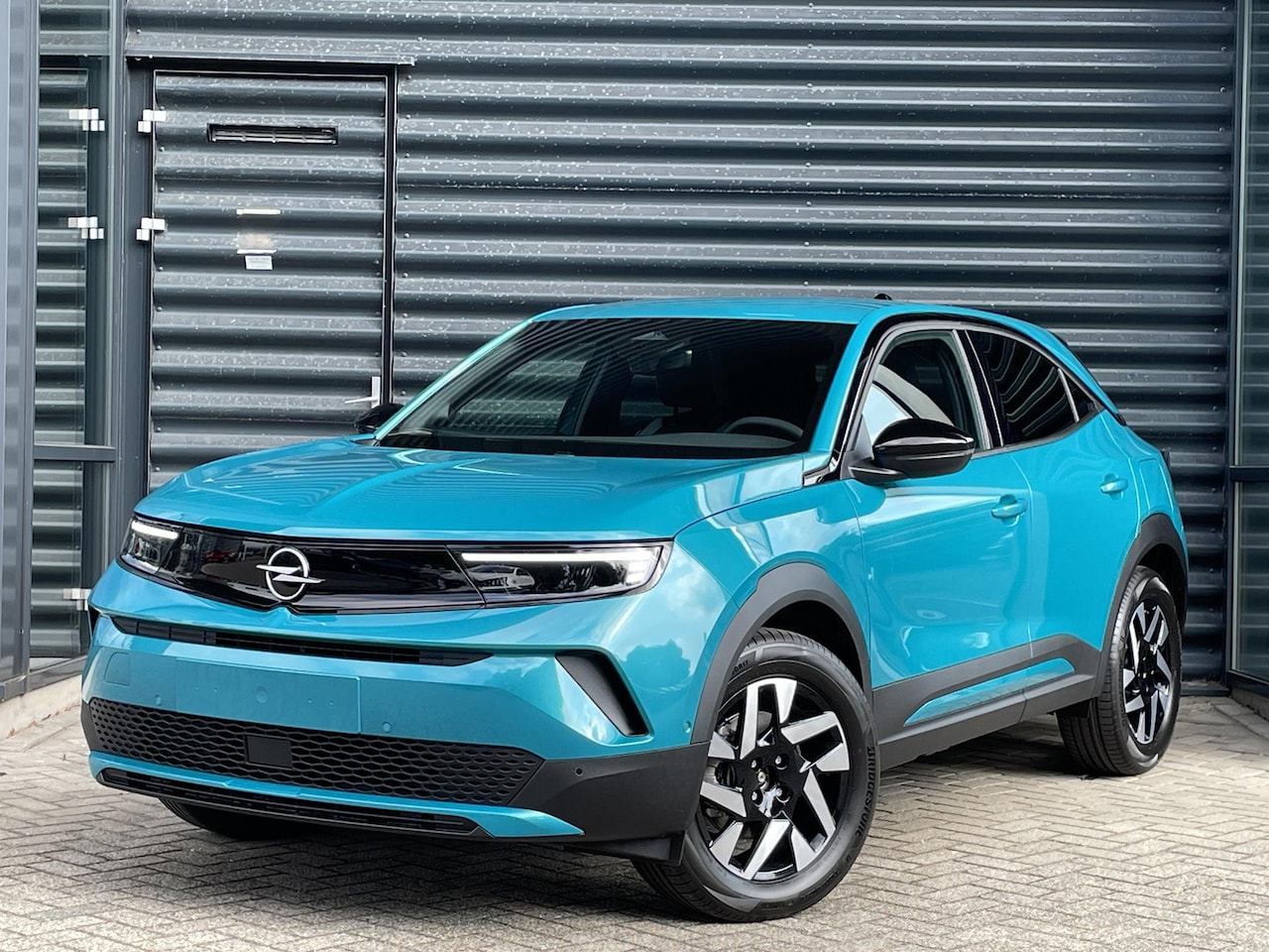 Opel Mokka Electric - Mokka-e Business Edition 54 kWh Stoelverwarming Camera Climate Control 17" - AutoWereld.nl