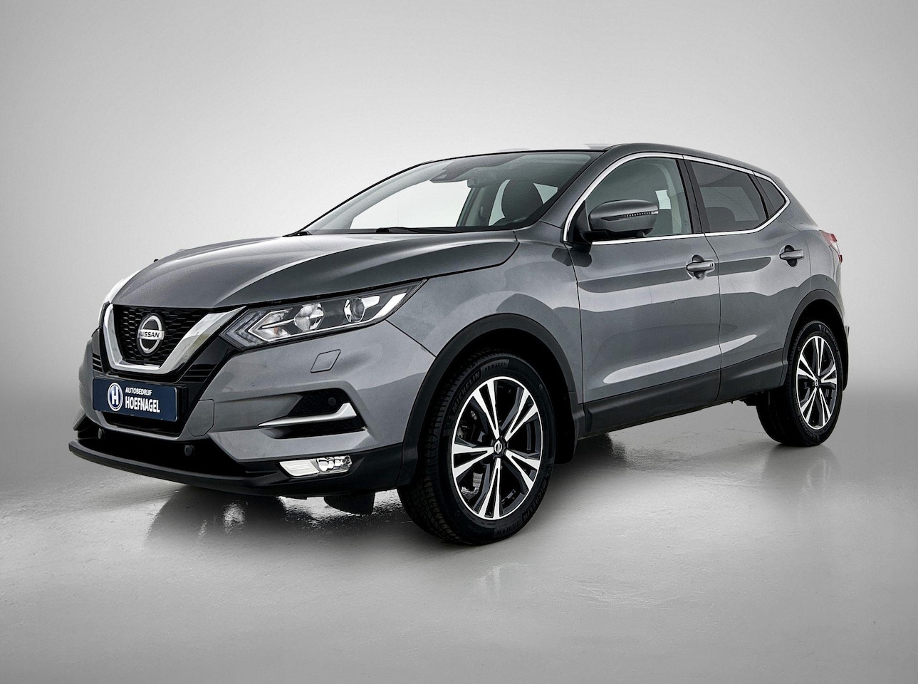 Nissan Qashqai - 1.3 DIG-T N-Connecta Automaat | Stoelverwarming | Camera | Navigatie | Parkeersensoren - AutoWereld.nl