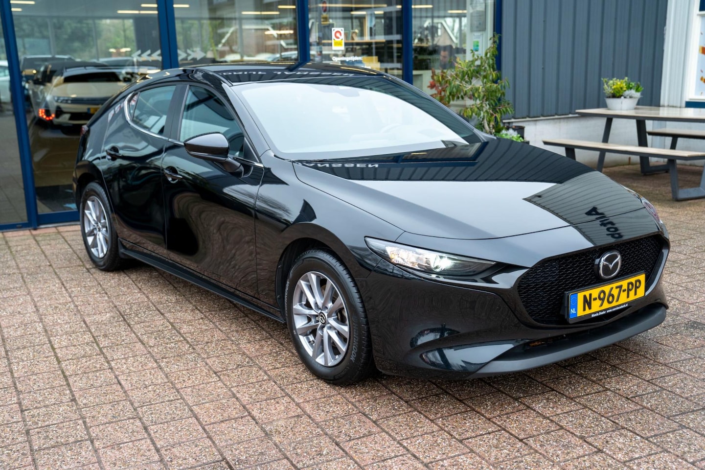 Mazda 3 - 2.0 e-SkyActiv-X M Hybrid 186|Prijs rijklaar incl 12 mnd garantie| HUD Blindspot ACC PDC L - AutoWereld.nl