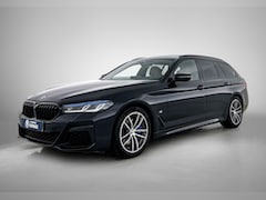 BMW 5-serie Touring - 530i M Sport | Trekhaak | Schuifdak | Laser | Camera | Memory Stoelen | Stoelverwarming