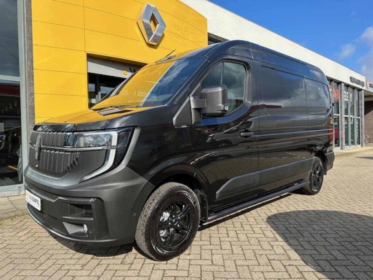 Renault Master - Nieuw model T35 2.0 dCi 170PK L2H2 Extra | GEEN BPM! | NAVI | CAMERA | CLIMAT CONTROL | PA - AutoWereld.nl