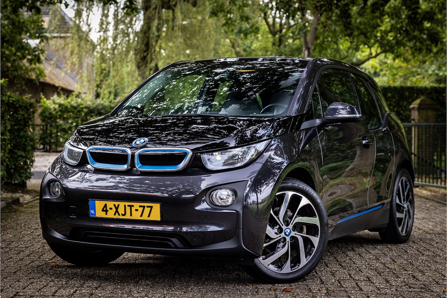 BMW i3 - Comfort 22 kWh Warmtepomp 19" Parkeersensoren - AutoWereld.nl