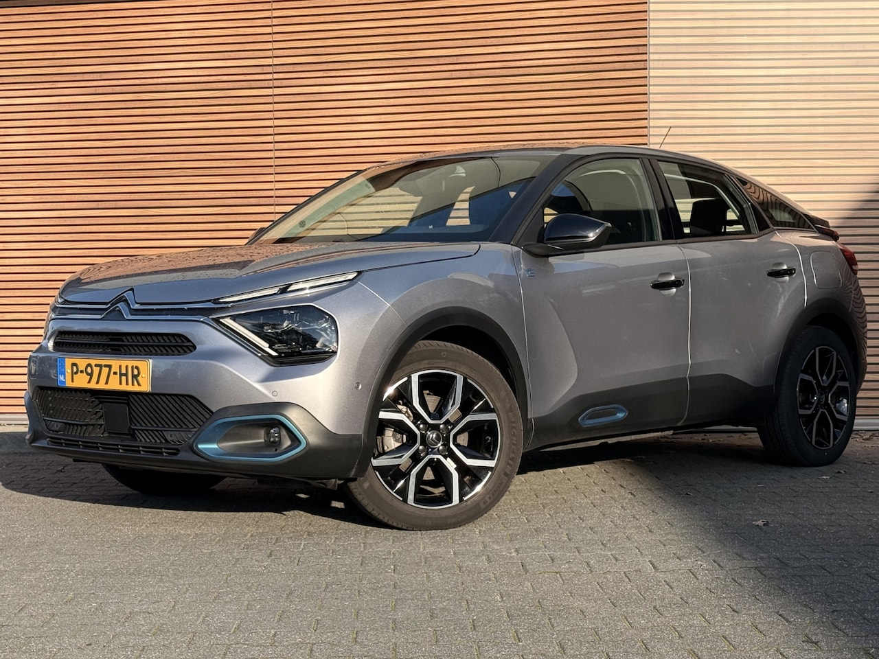 Citroën Ë-C4 - Feel 50 kWh Navigatie / SOH 91% / Adapt. Cruise - AutoWereld.nl