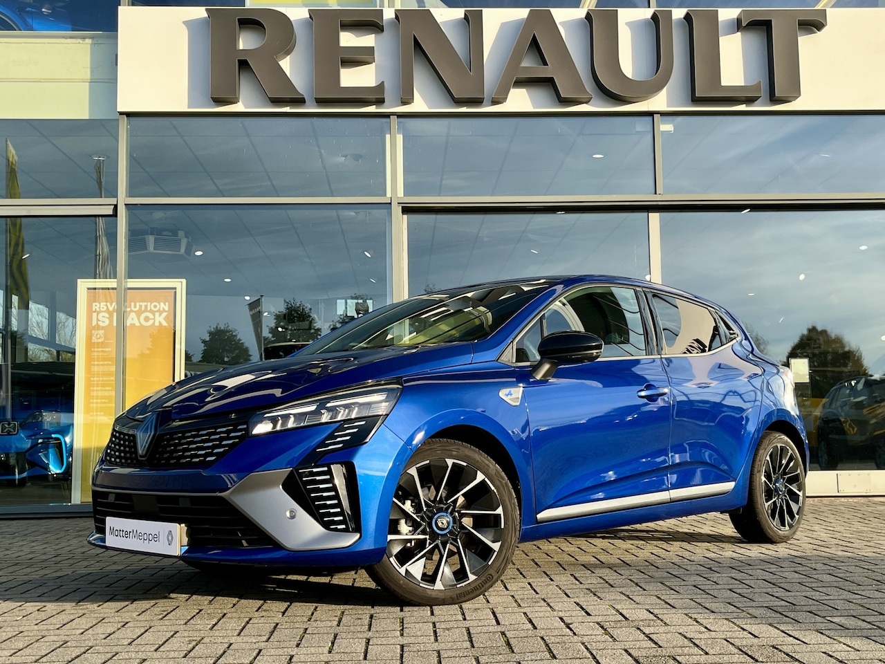 Renault Clio - 1.6 E-Tech Full Hybrid 145 Esprit Alpine | 360° Camera | Garantie tot 18-02-2028 | Blindsp - AutoWereld.nl