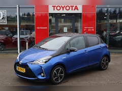 Toyota Yaris - 1.5 HYBRID BI-TONE PLUS TREKHAAK NAVI LM-VELGEN PANODAK KEYLESS ENTRY D.GLAS NL-AUTO