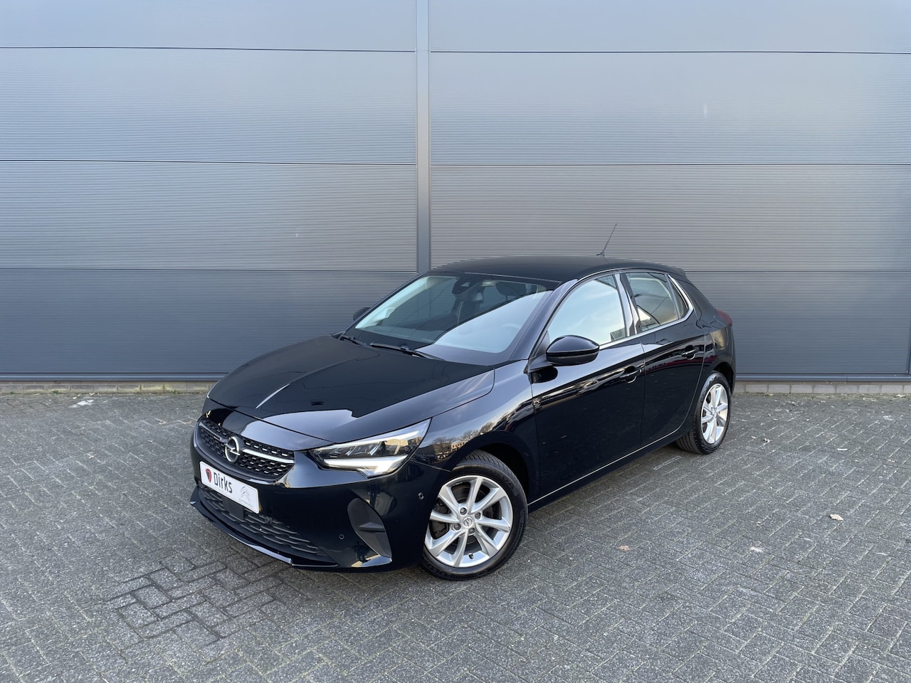 Opel Corsa - 100pk Elegance (Camera - LED - Parkeersensoren V+A - Keyless - Navigatie - Dodehoekdetecti - AutoWereld.nl