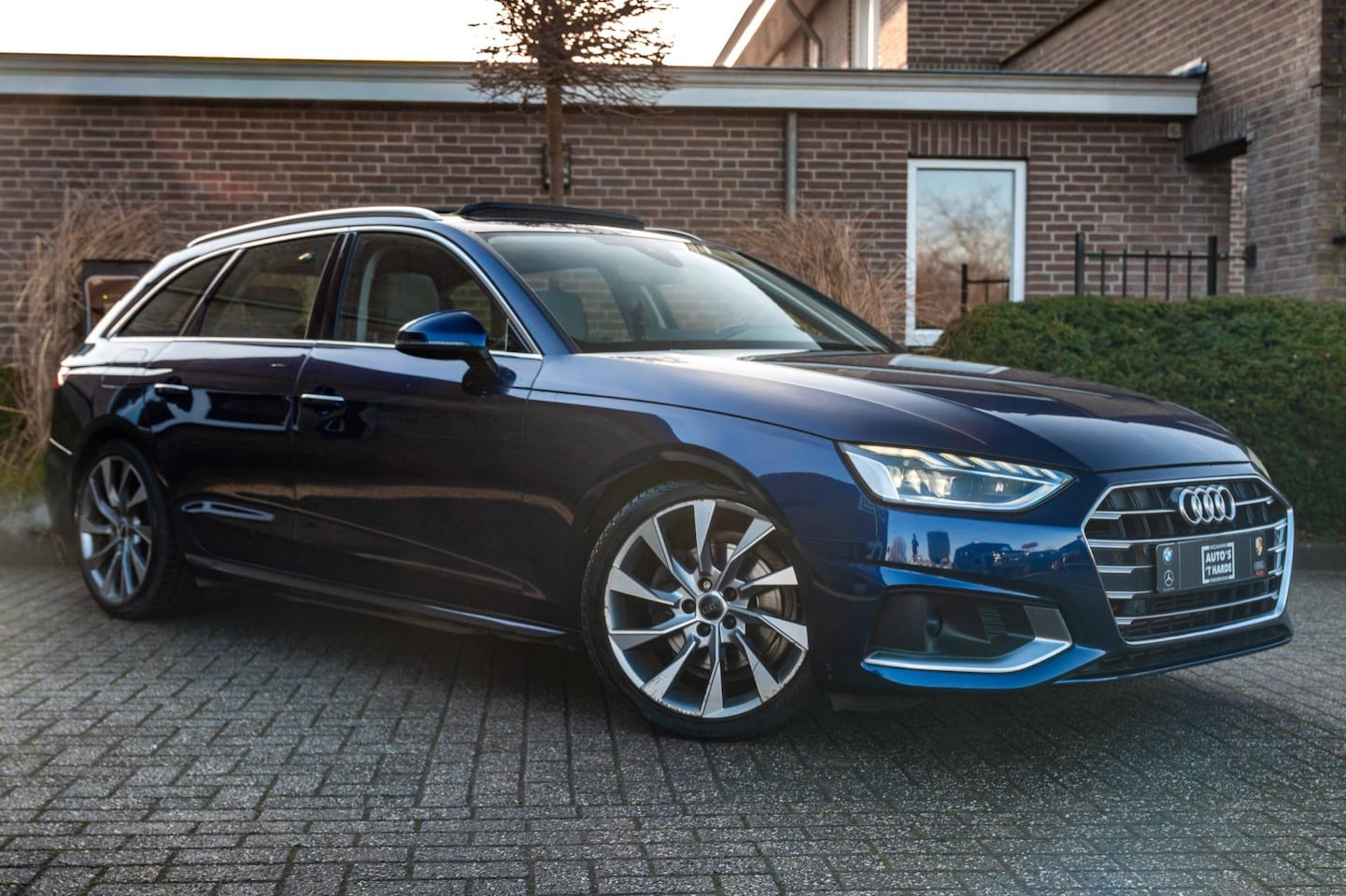 Audi A4 Avant - 35 TFSI Advanced Mild-Hybrid | 150 PK | Pano | Leder | Elek. Trekhaak | Virtual | 19'' - AutoWereld.nl