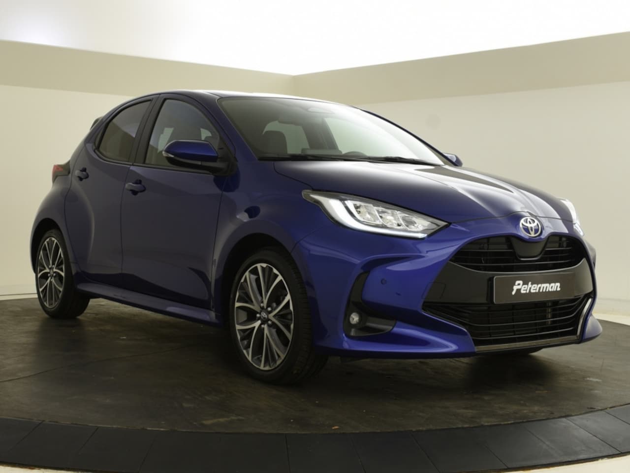 Toyota Yaris - 1.5 Hybrid 130 Executive | JBL audio | Blind Spot | - AutoWereld.nl