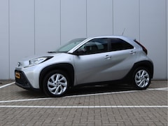 Toyota Aygo X - 1.0 VVT-i | Camera | Adaptieve Cruise | Getint glas