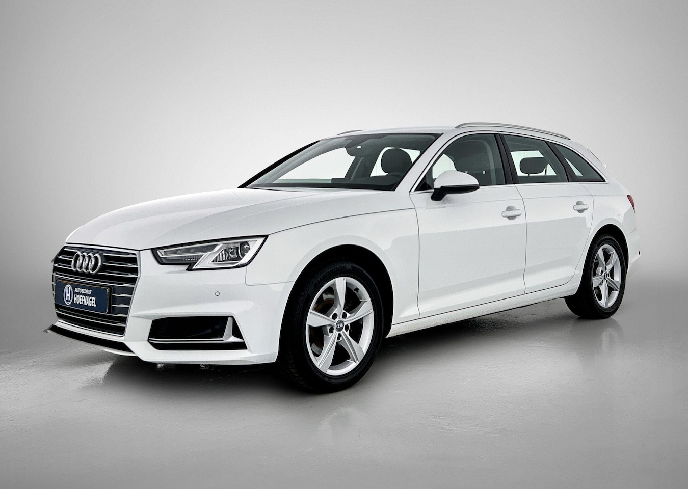 Audi A4 Avant - 40 TFSI Pro Line | Trekhaak | Adaptive Cruise | Stoelverw. | - AutoWereld.nl