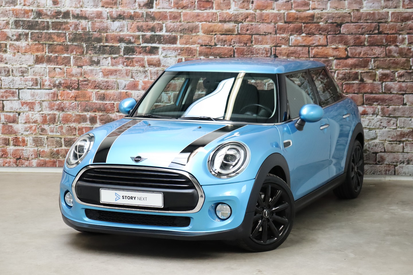 MINI One - Hatchback Pepper 5 deurs / Navigatie / Cruise Control / LED  / Parkeersensoren / Apple Car - AutoWereld.nl
