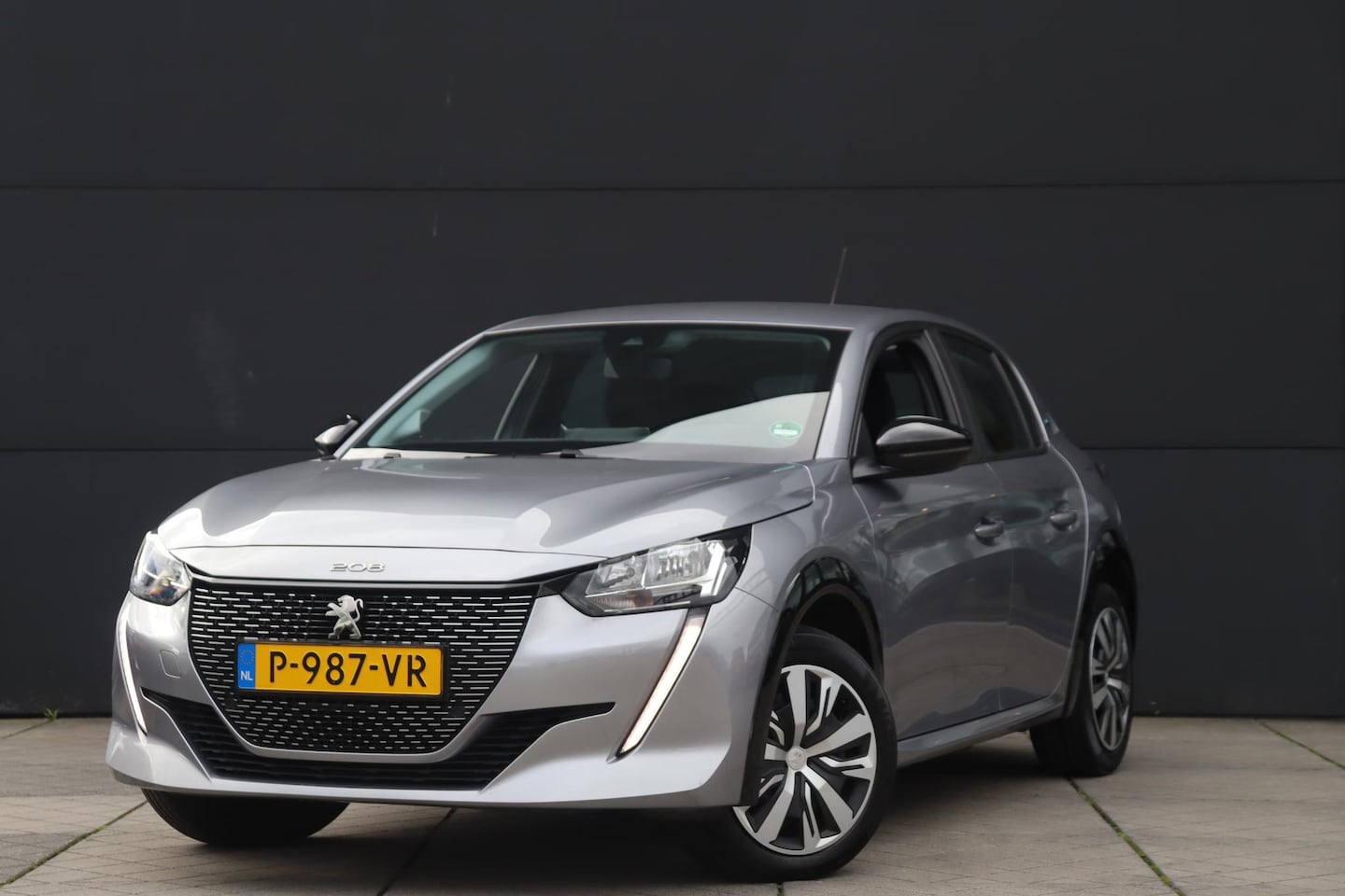Peugeot e-208 - EV Active 50 kWh Clima Apple Carplay - AutoWereld.nl
