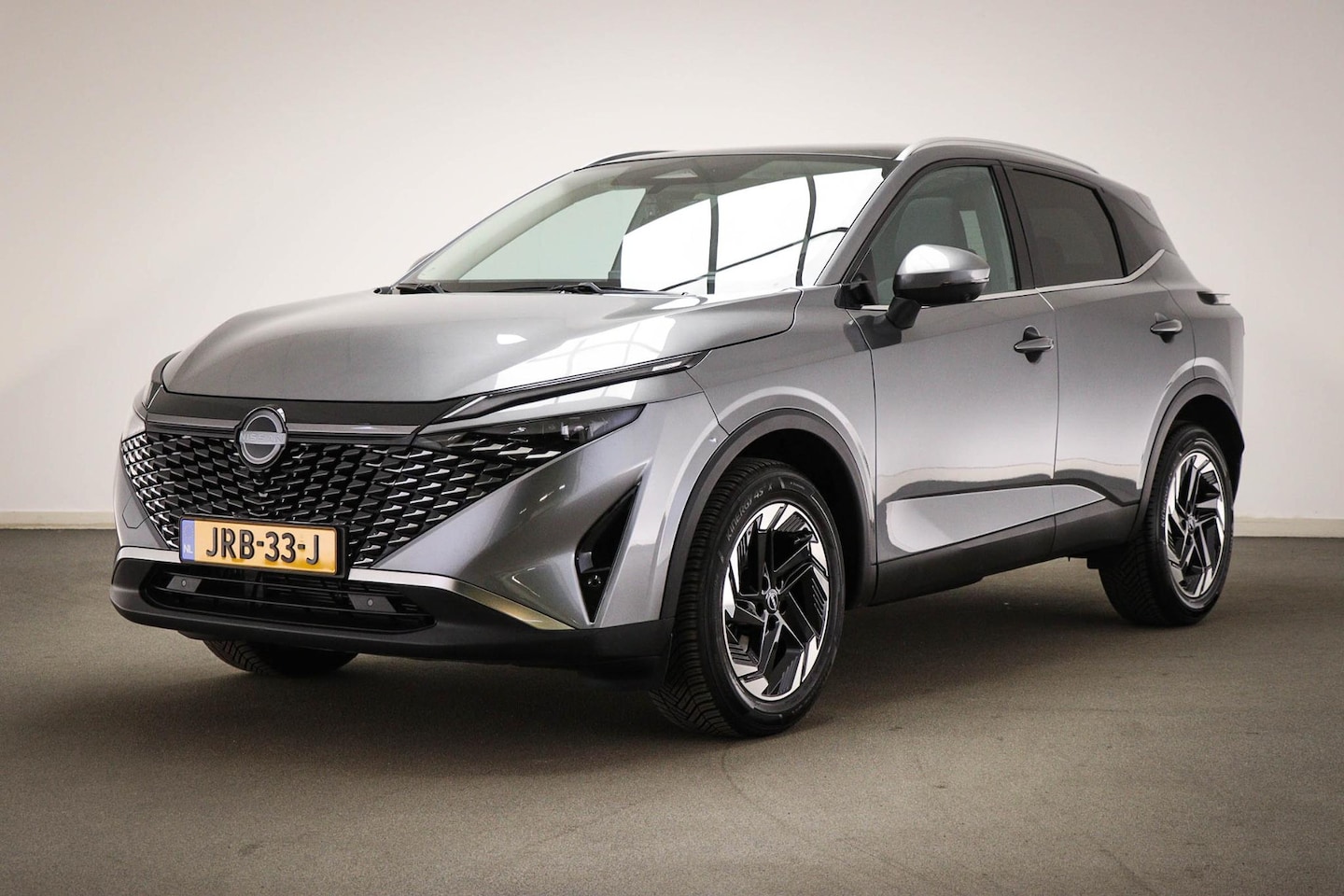 Nissan Qashqai - 1.3 MHEV Xtronic N-Connecta | EASY / COLD- PACK | PANORAMADAK | DAB | APPLE | 360 CAMERA - AutoWereld.nl