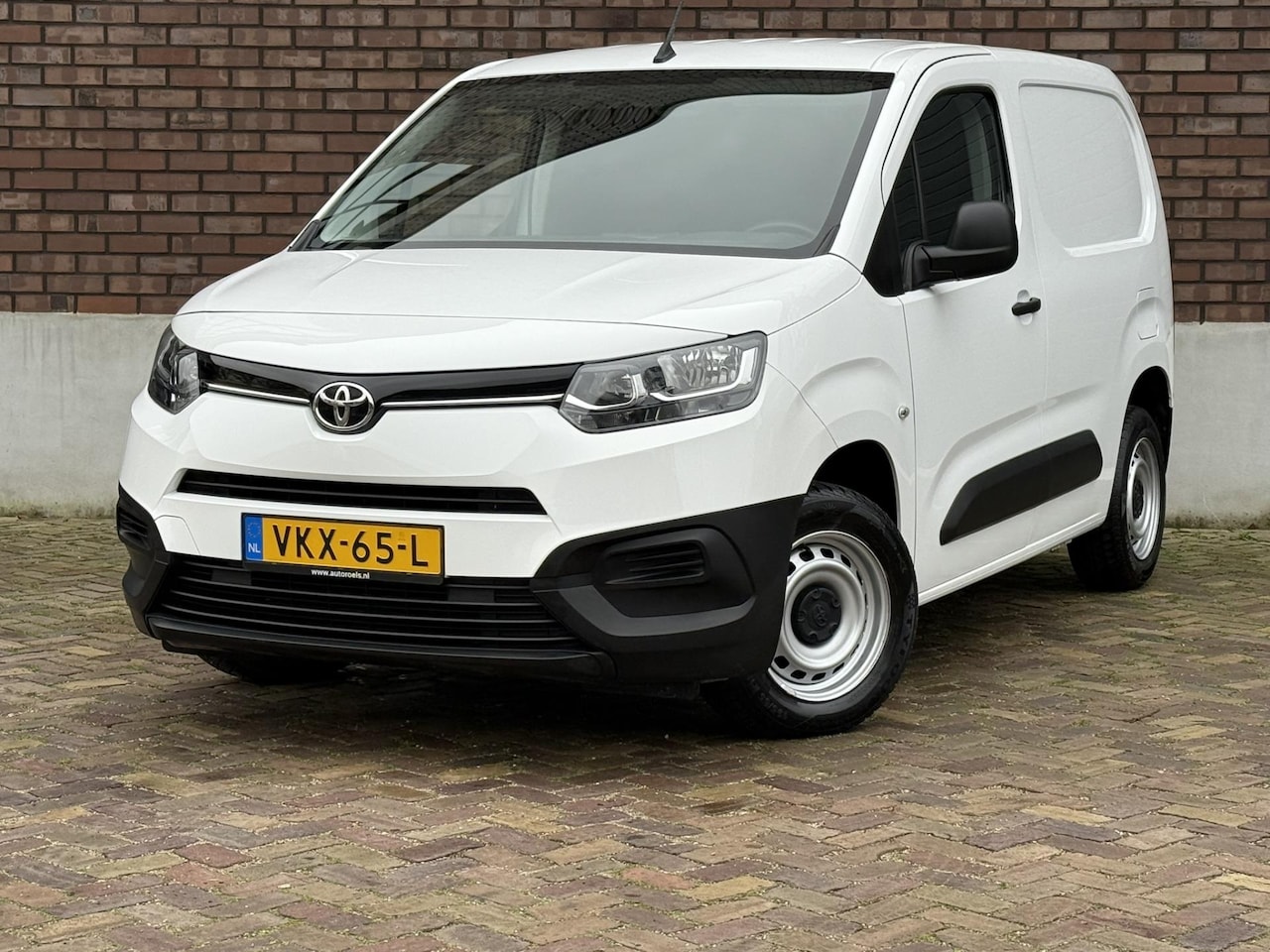 Toyota ProAce City - 1.5 D-4D / Airco / Cruise Control / BlueTooth (handsfree) / Betonplex Laadvloer incl. Vloe - AutoWereld.nl