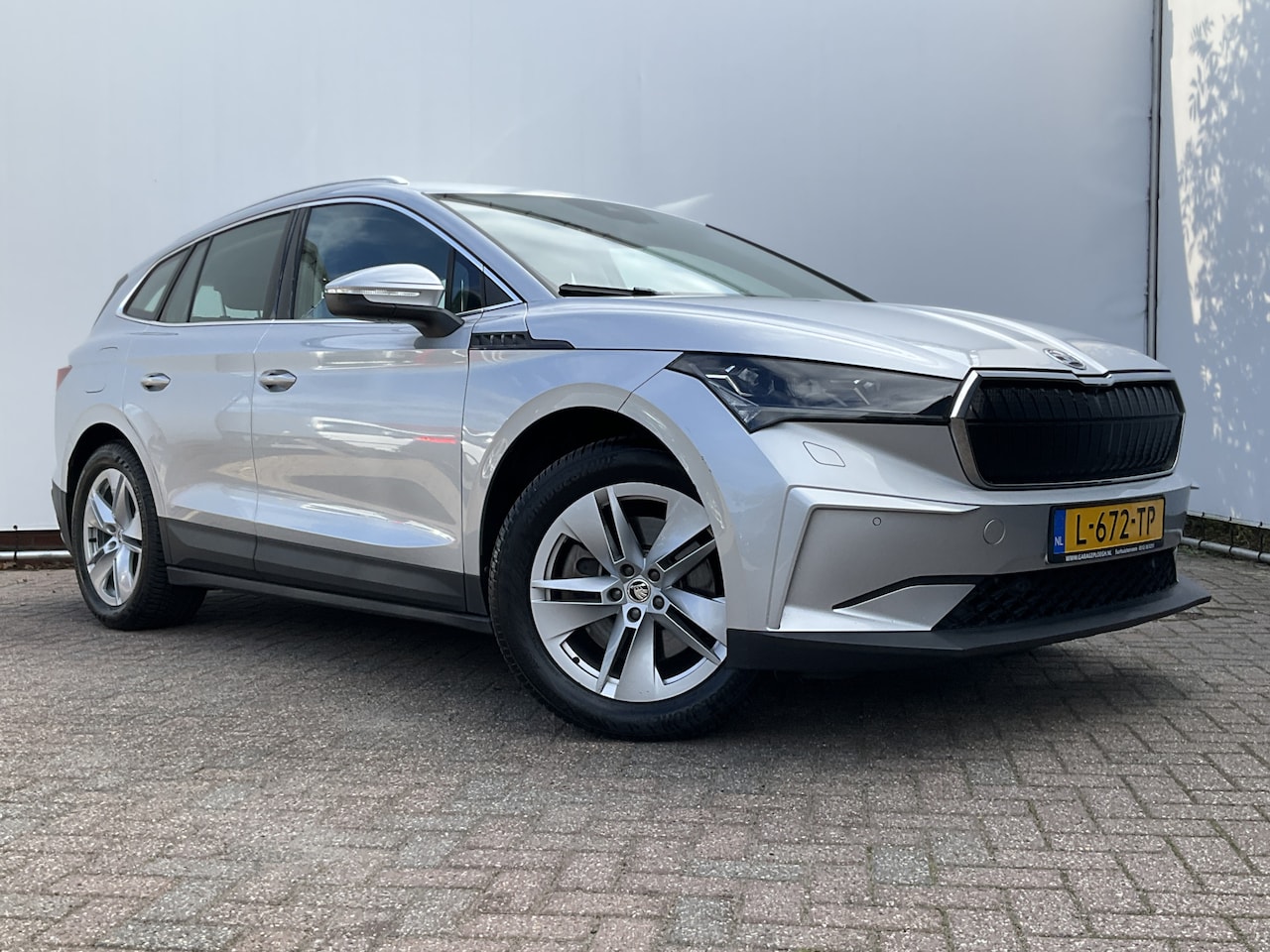 Skoda Enyaq iV - 80 Trekhaak SOH 93% Stoel/Stuurverw Carplay Warmtepomp NL-Auto! - AutoWereld.nl