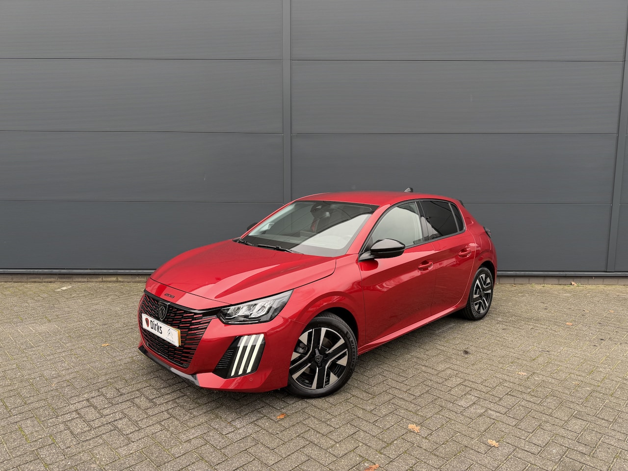 Peugeot 208 - 100pk Allure Pack (Camera - LED - Automatische Airco - Parkeersensoren V+A - Apple Carplay - AutoWereld.nl