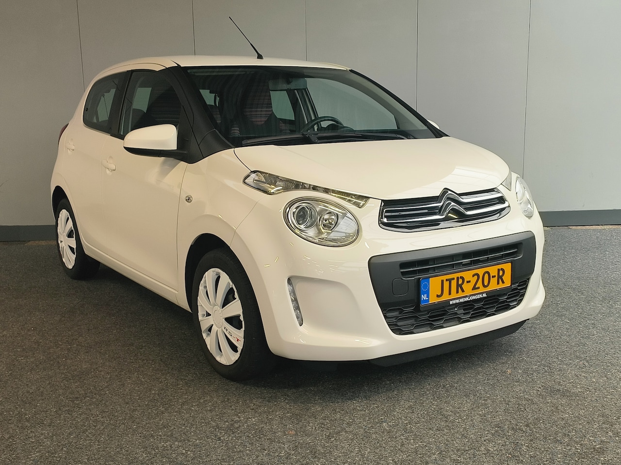 Citroën C1 - 1.0 VTi Feel Apple/Android Camera uit 2021 Rijklaar + 12 maanden Bovag-garantie Henk Jonge - AutoWereld.nl