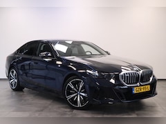 BMW 5-serie - 530e M Sport Edition Panoramadak Head-up Harman/Kardon
