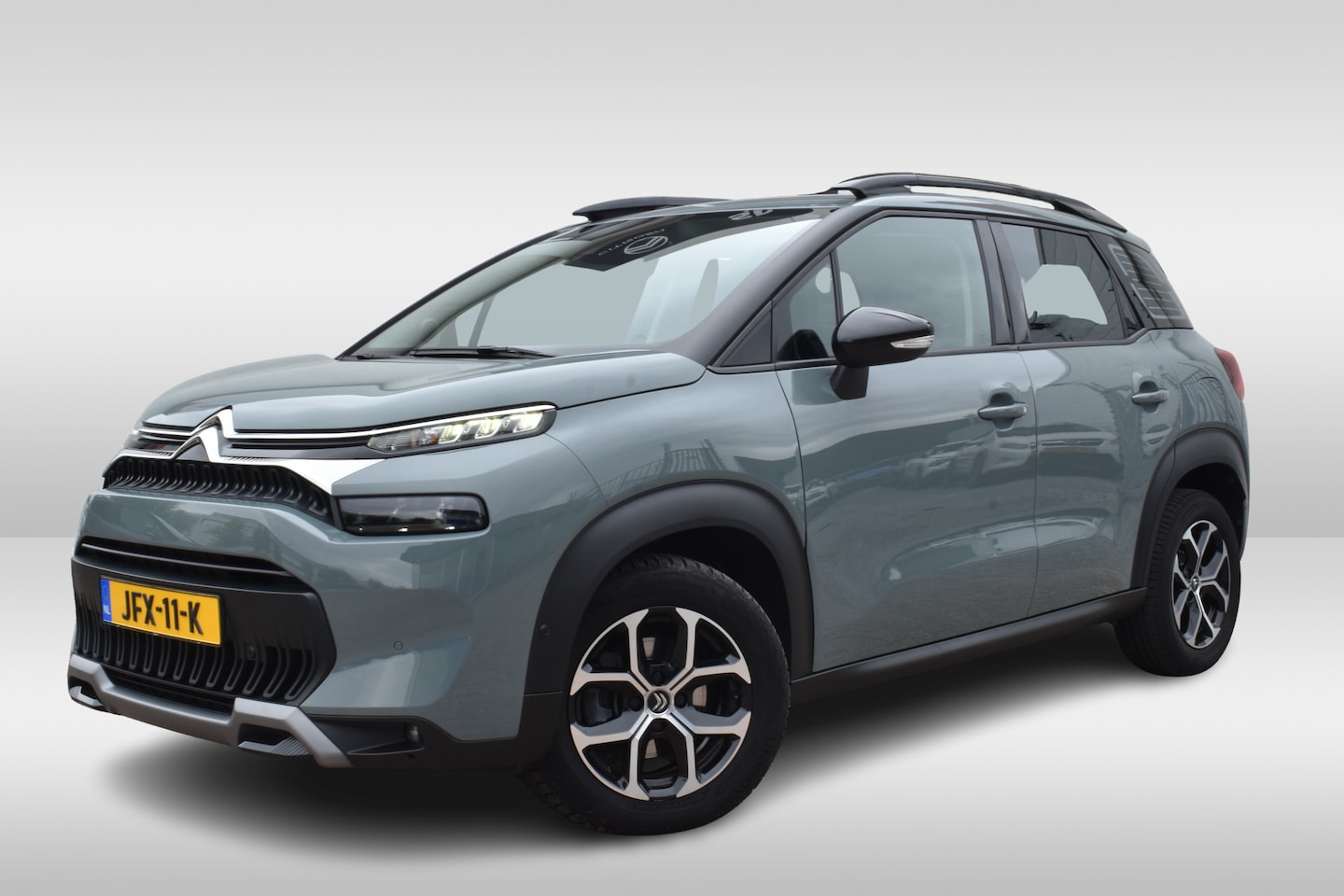 Citroën C3 Aircross - PureTech 130 EAT6Shine Navi | Keyless | Airco | Camera achter | - AutoWereld.nl