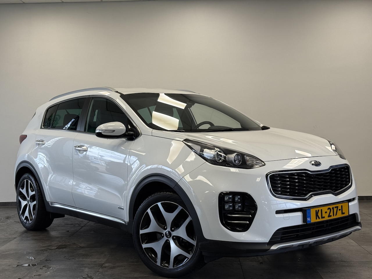 Kia Sportage - 1.6 T-GDI 4WD GT-Line First Edition Navi 19'' - AutoWereld.nl