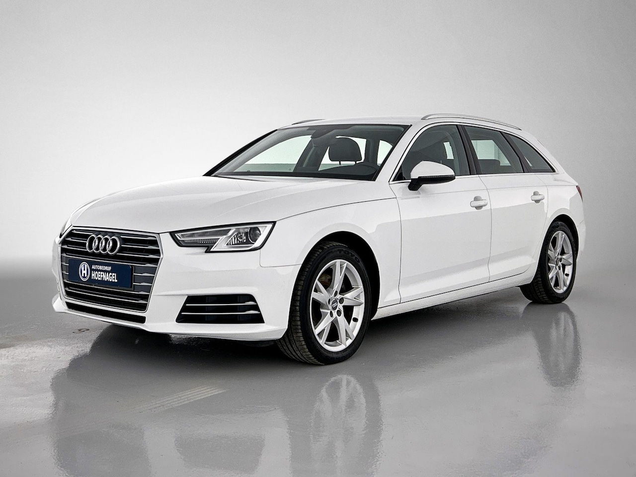 Audi A4 Avant - 2.0 TFSI Automaat | Cruise Control | Lederen Bekleding | Stoelverwarming - AutoWereld.nl