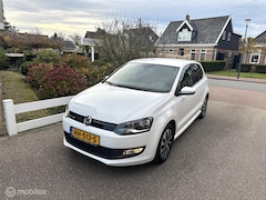 Volkswagen Polo - 1.0 95PK BlueMotion Edition BLUETOOTH AIRCO CRUISE CONTROLE PRIVACY GLAS ZEER ZUINIG