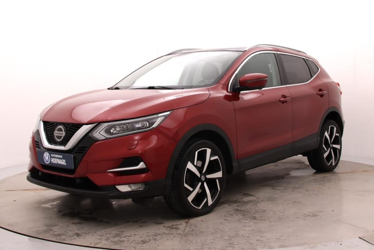Nissan Qashqai - 1.3 Tekna | Automaat | Cruise control | Stoelverwarming | Navigatie | CarPlay | Camera - AutoWereld.nl