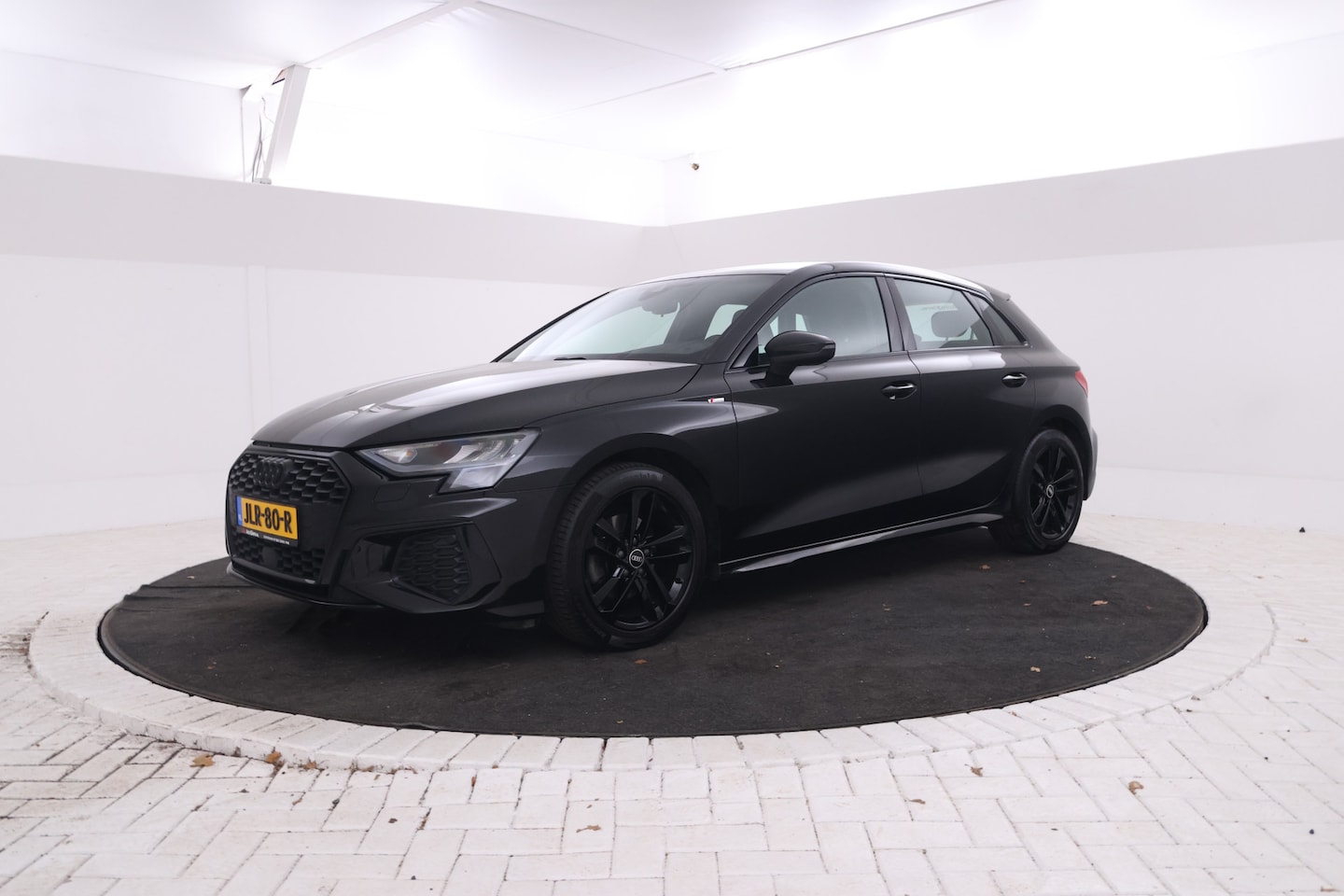 Audi A3 Sportback - 30 TFSI S edition Automaat, Navigatie, Must see! - AutoWereld.nl