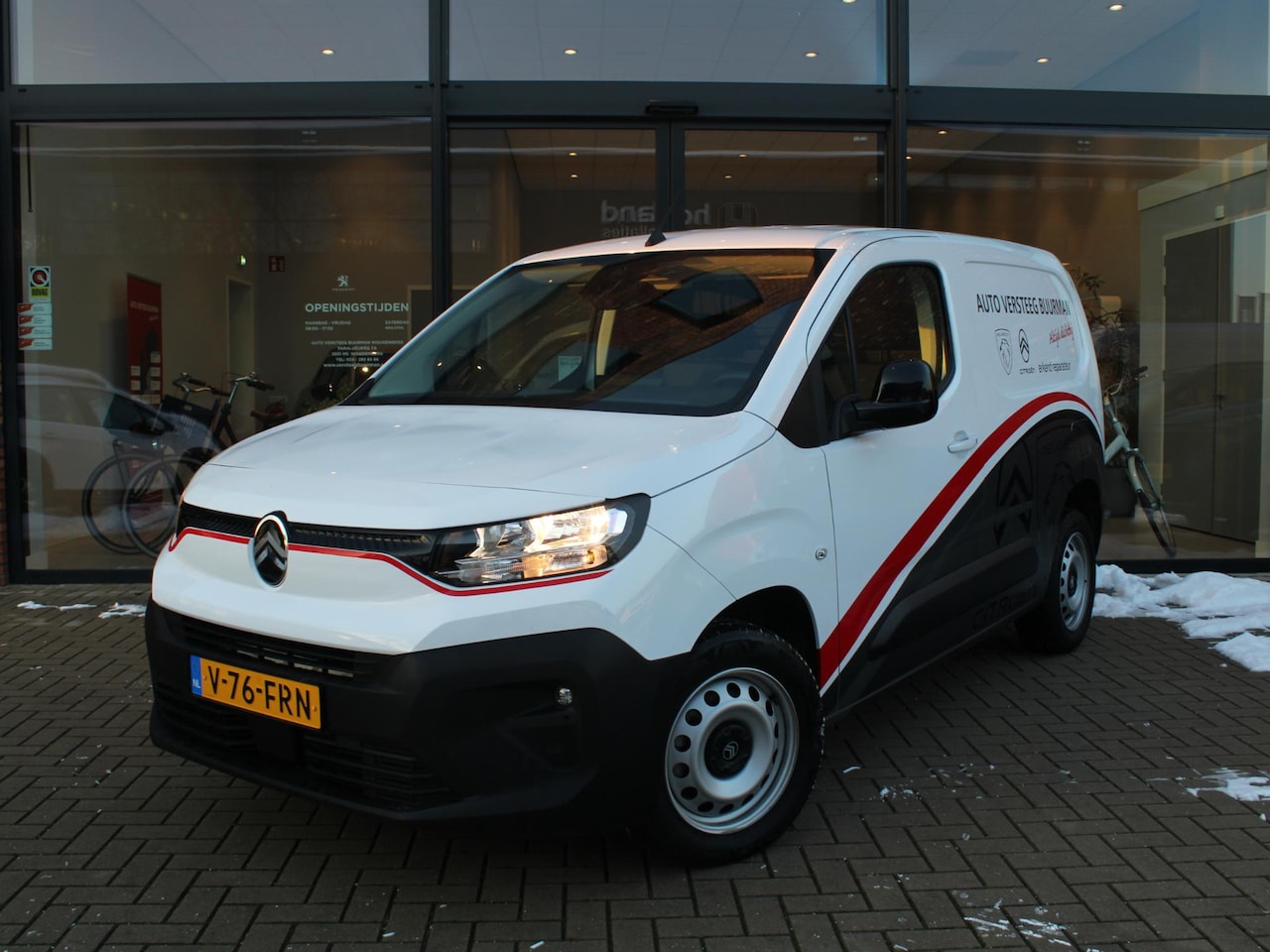 Citroën Berlingo - 1.5 BlueHDi 100PK L1 Achteruitrijcamera, Keyless Entry & Start, Draadloze Telefoonlader, A - AutoWereld.nl