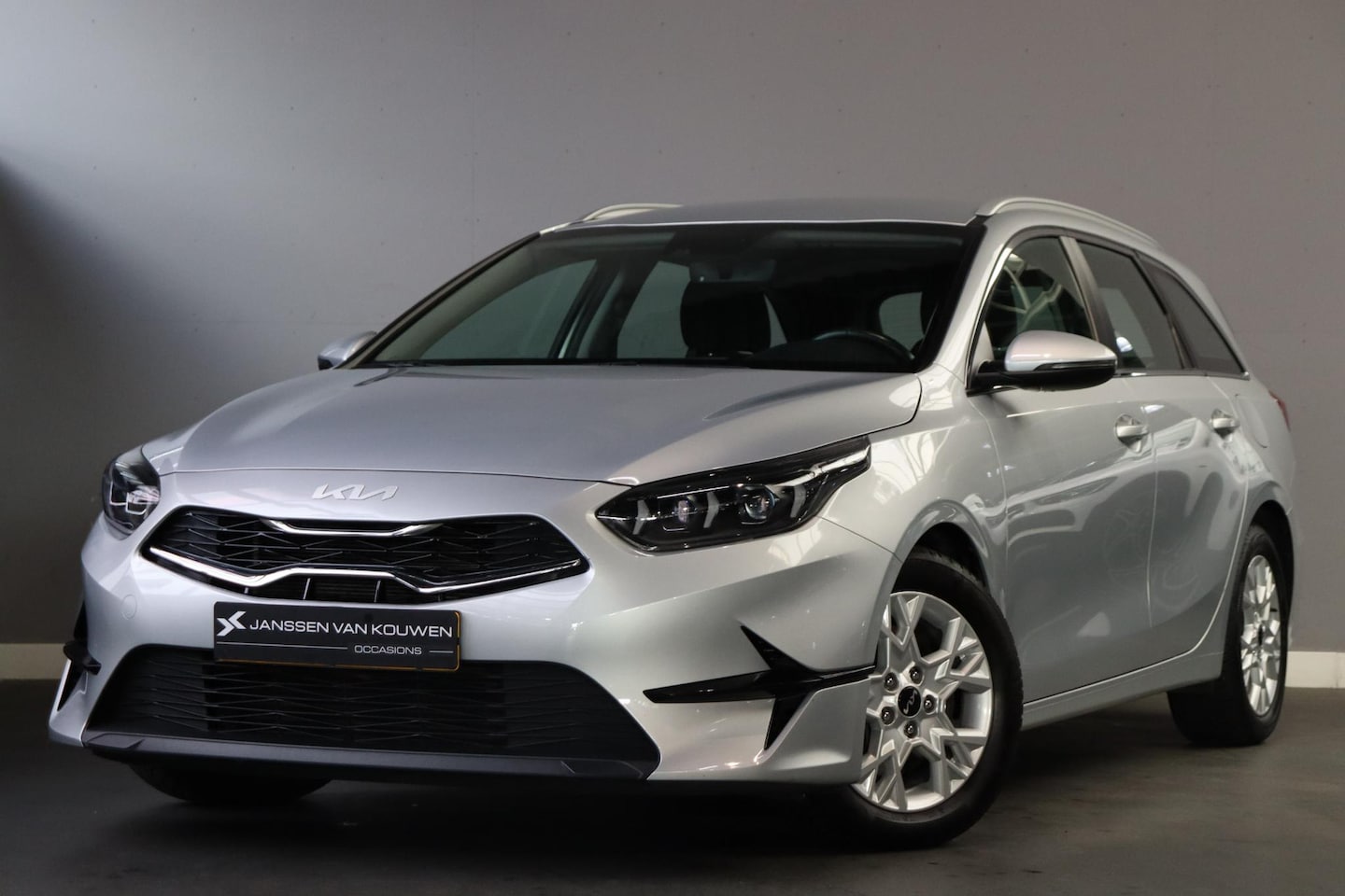 Kia Cee'd Sportswagon - Ceed 1.0 T-GDi MHEV DynamicLine Automaat Navi Camera Apple Carplay Clima - AutoWereld.nl