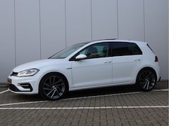 Volkswagen Golf - 1.0 TSI Highline R-line | Panoramadak | Camera | Virtual | LED