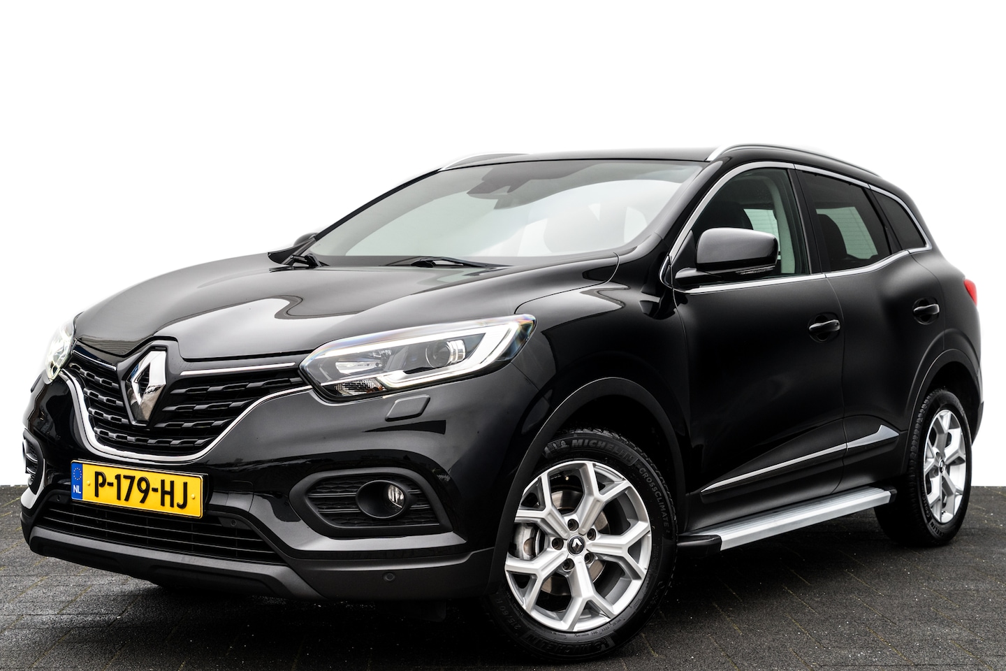 Renault Kadjar - 1.3 TCe 140 Automaat | Trekhaak | Stoelverwarming | LED | Climatronic | Cruise - AutoWereld.nl