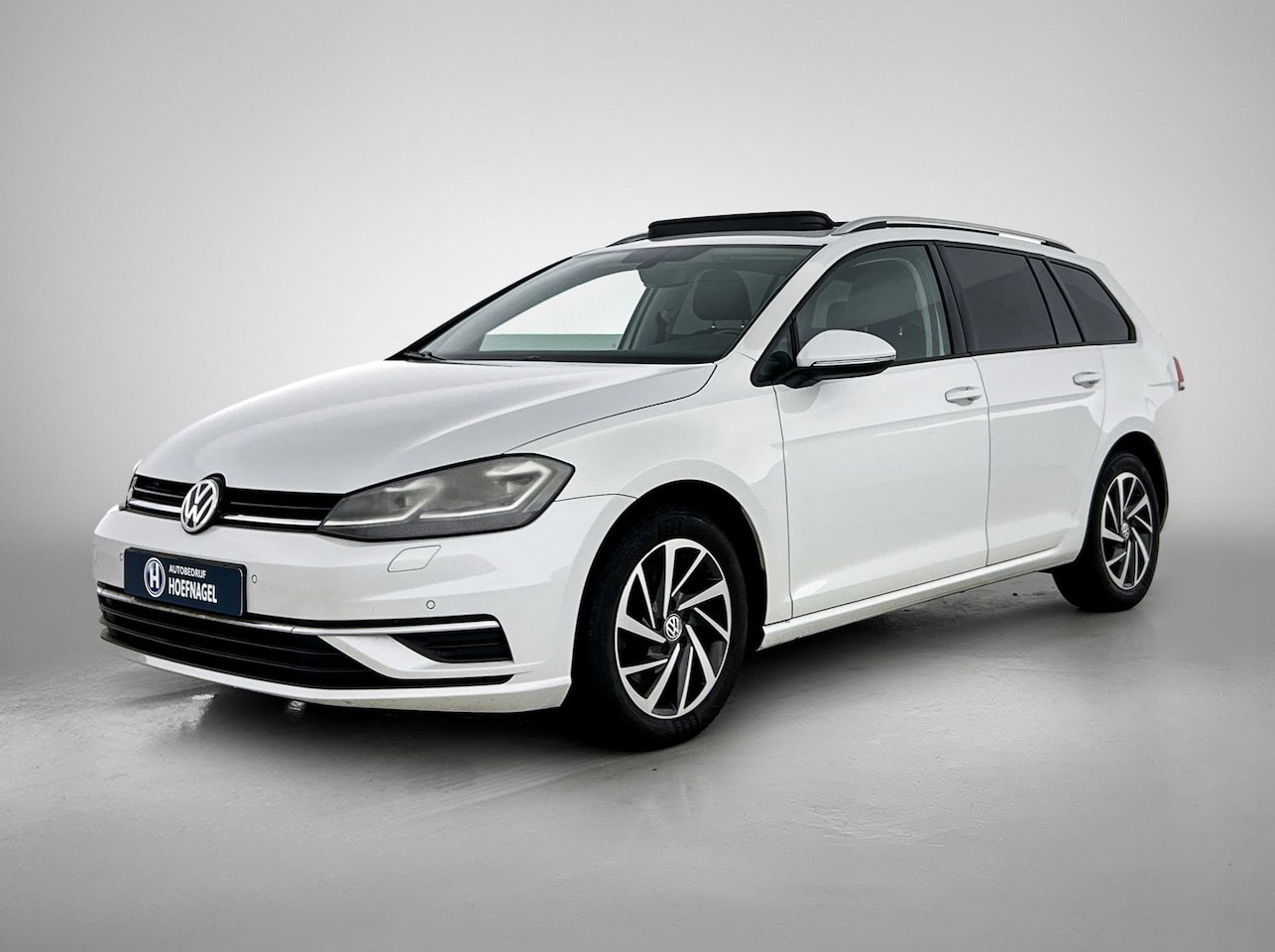 Volkswagen Golf Variant - 1.4 TSI Sound | Panodak | Adaptive Cruise | Stoelverw. | CarPlay - AutoWereld.nl