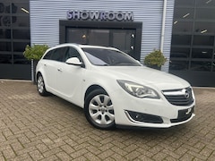 Opel Insignia Sports Tourer - 1.6 CDTI EcoFLEX Business Executive PANO|Trekhaak|Leder|ACC|Navi|Applecarplay|Stoel en Stu