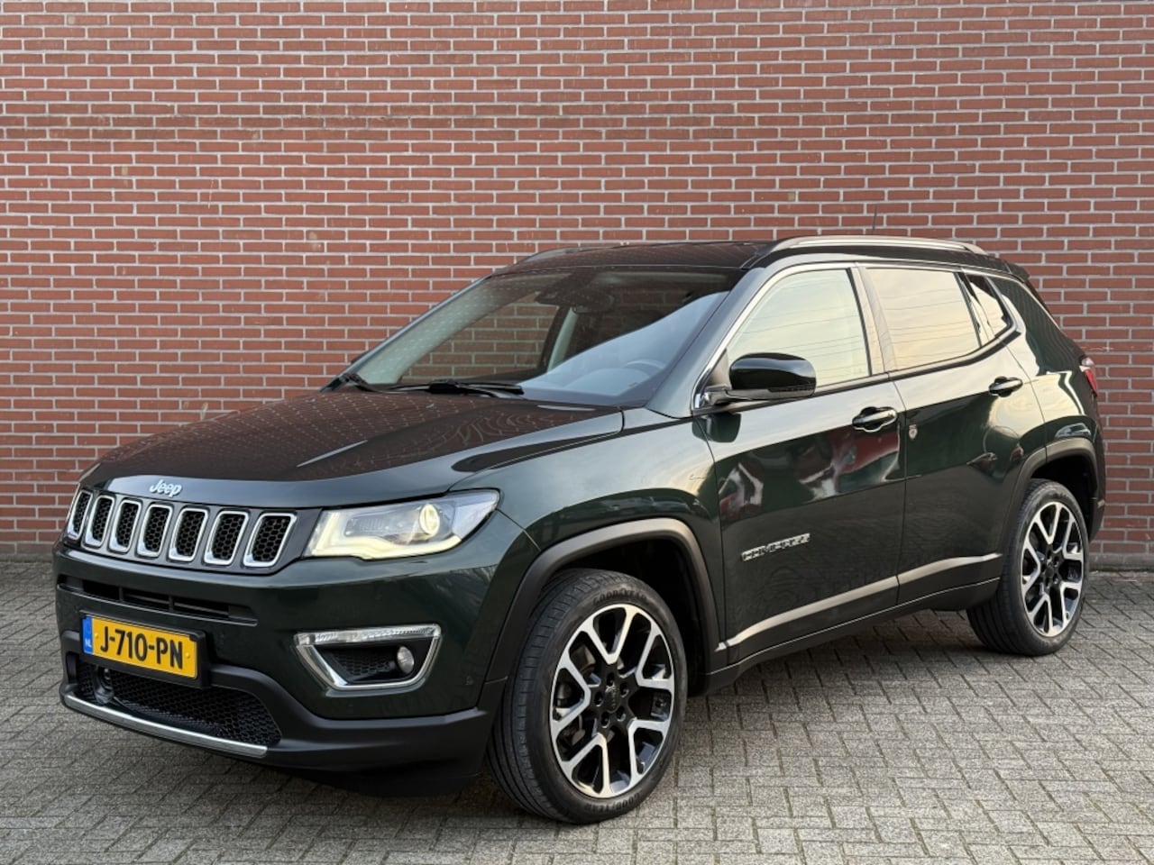 Jeep Compass - 1.3T Limited AUTOMAAT NAVI CLIMA LEDER CAMERA PDC - AutoWereld.nl