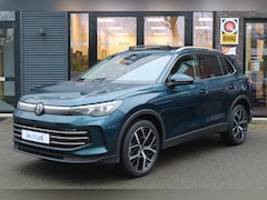Volkswagen Tiguan - 1.5 eHybrid 204pk Elegance Pano/IQ.Light HD/360/Head-up/Keyless/ACC/DCC/ErgoActive/Dodehoe