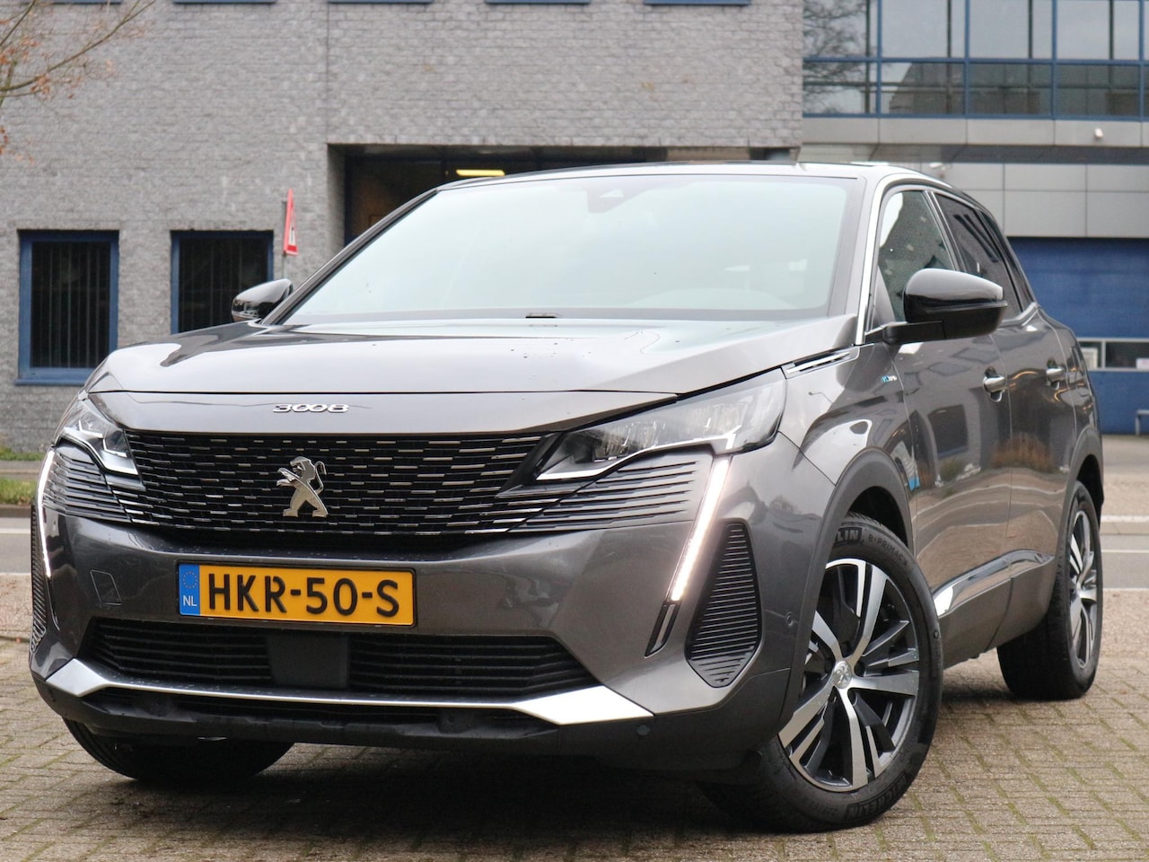 Peugeot 3008 - 1.6 HYbrid 225 Allure Pack Business / Stoelverwarming / Camera / Adaptive Cruise / SOH 100 - AutoWereld.nl