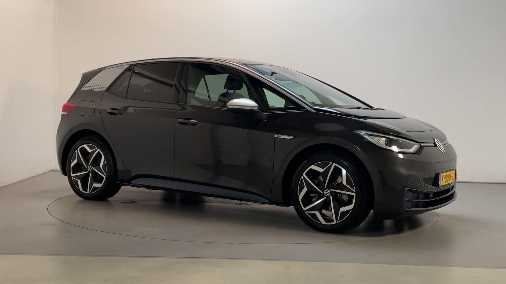 Volkswagen ID.3 - First Plus 58 kWh LED Camera Navigatie Parkeersensoren - AutoWereld.nl