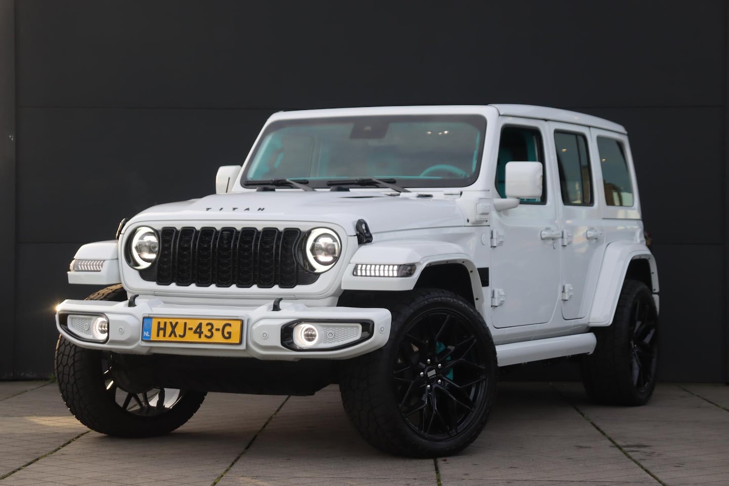 Jeep Wrangler - 4xe 380pk TITAN™ - AutoWereld.nl