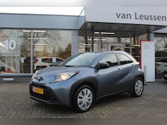 Toyota Aygo X - PLAY APPLE/ANDROID NL-AUTO AD-CRUISE AIRCO PARKEERCAMERA