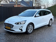 Ford Focus Wagon - 1.0 EcoBoost Titanium Business
