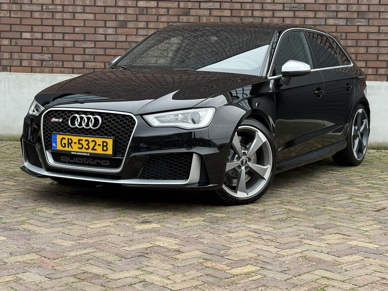 Audi RS3 - A3 Sportback 2.5 TFSI Quattro Pro-L + / B&O / 367 PK / NED-RS3 / Leder + Verwarming / Audi - AutoWereld.nl