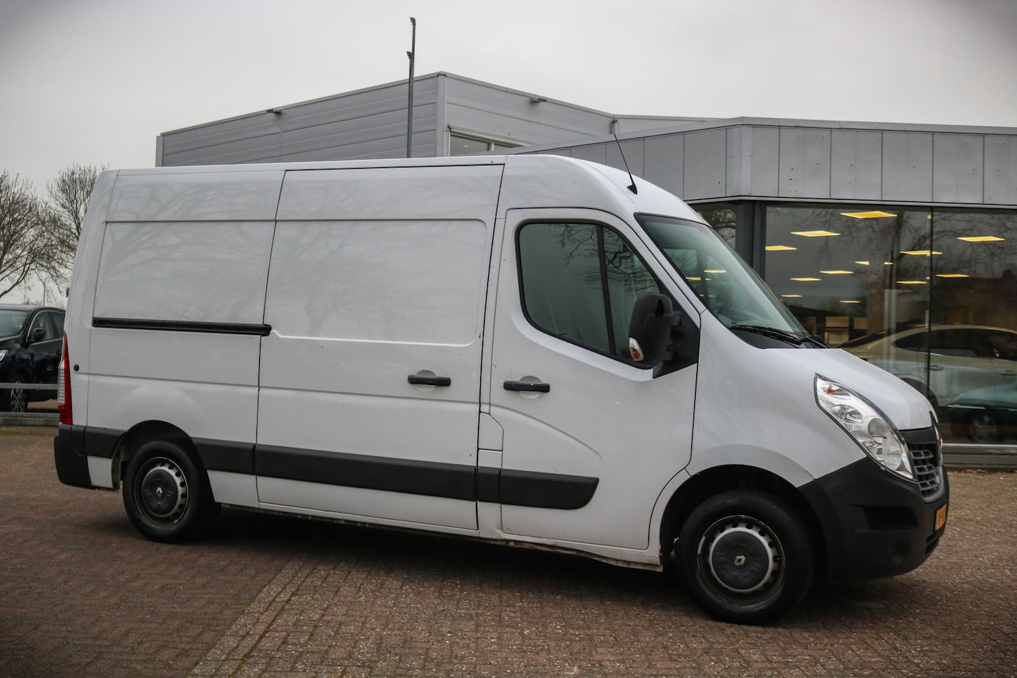 Renault Master - FWD T33 L2H2 FWD dCi 130 - AutoWereld.nl
