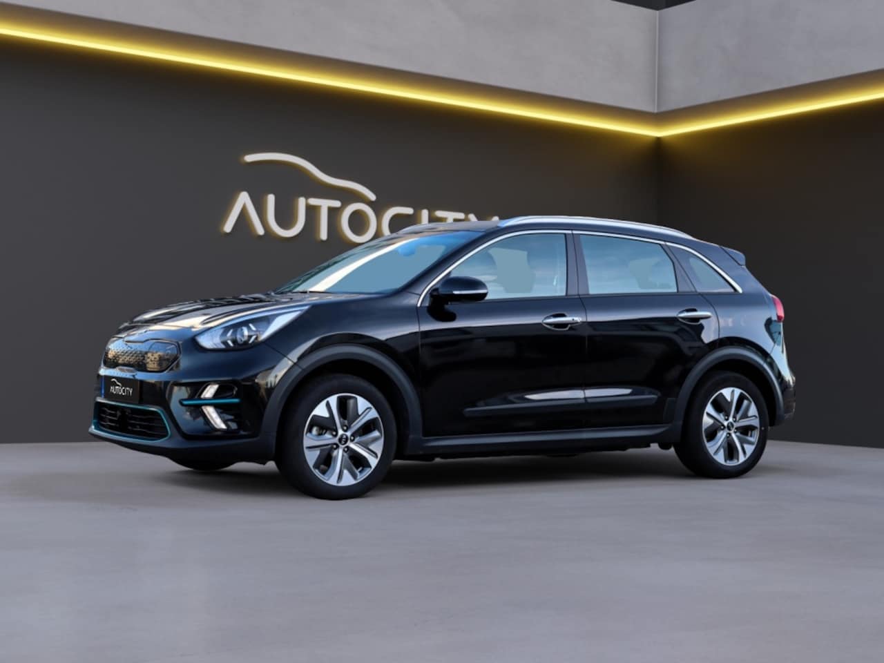 Kia e-Niro - DynamicLine 64 kWh 100% SOH l 3 FASE l Camera l Adaptive l Warmt - AutoWereld.nl