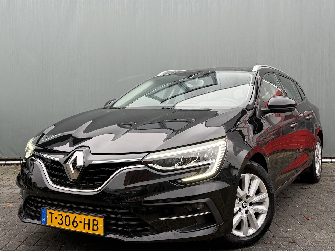Renault Mégane Estate - BWJ 2023 1.3 TCe 140 PK Equilibre FULL LED | KEYLESS | CARPLAY + ANDROID | DAB | NAVI | CL - AutoWereld.nl