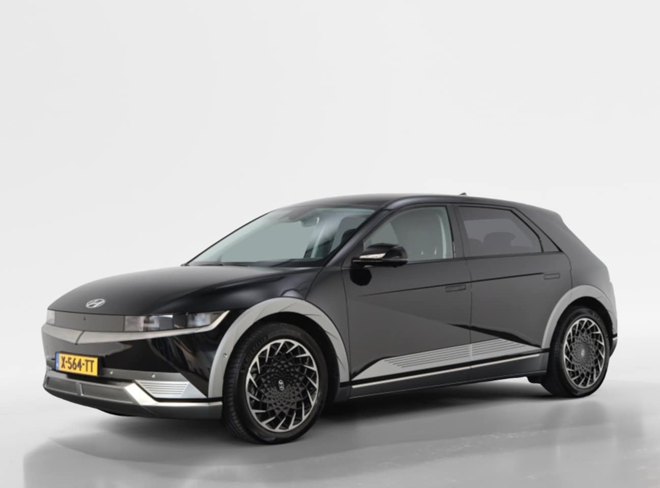 Hyundai IONIQ 5 - 77 kWh Lounge | Private lease 699 p.m. - AutoWereld.nl