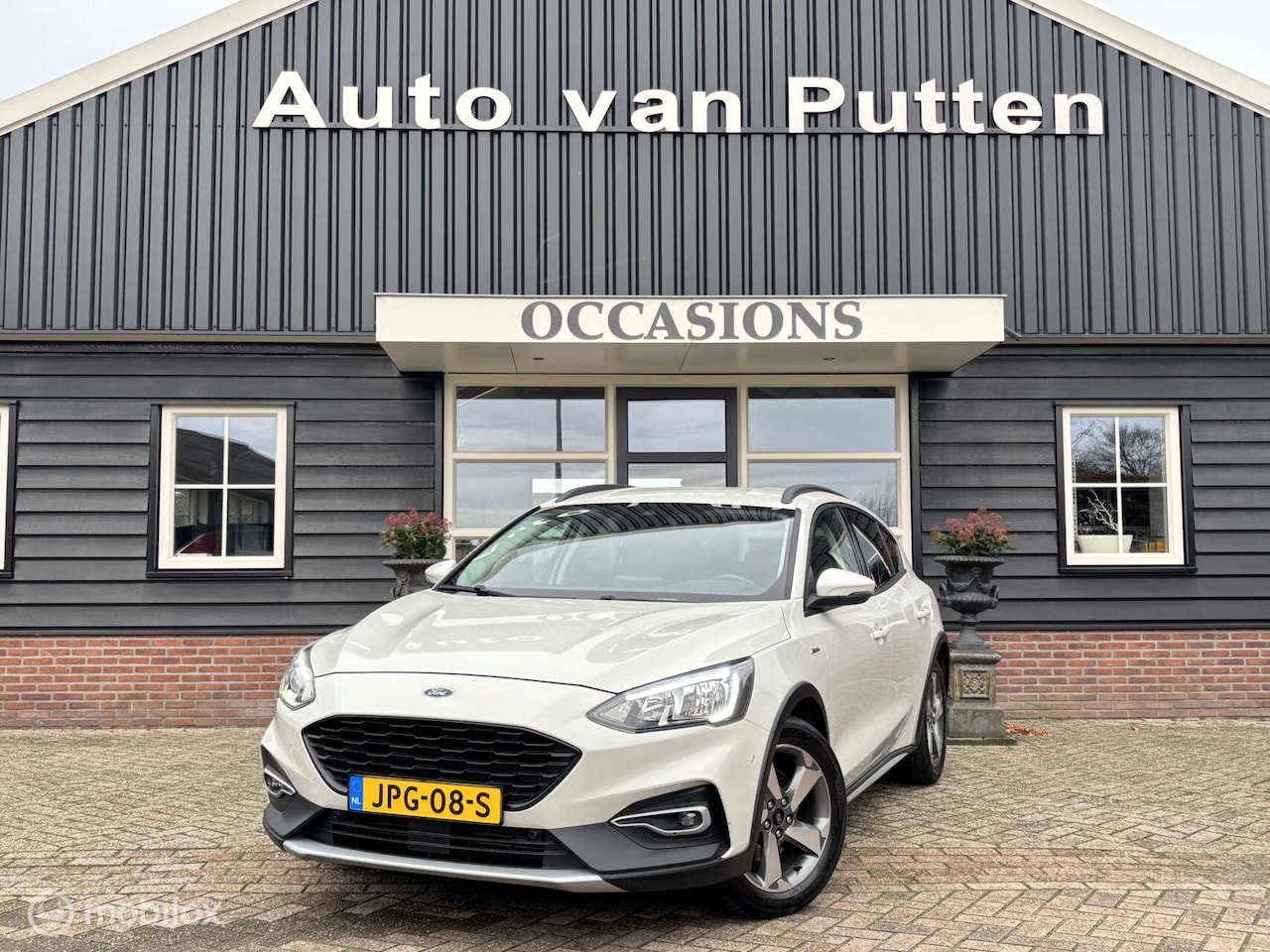 Ford Focus - 1.0 EcoBoost Active Titanium Business Automaat - AutoWereld.nl