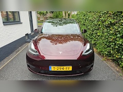 Tesla Model Y - Long Range