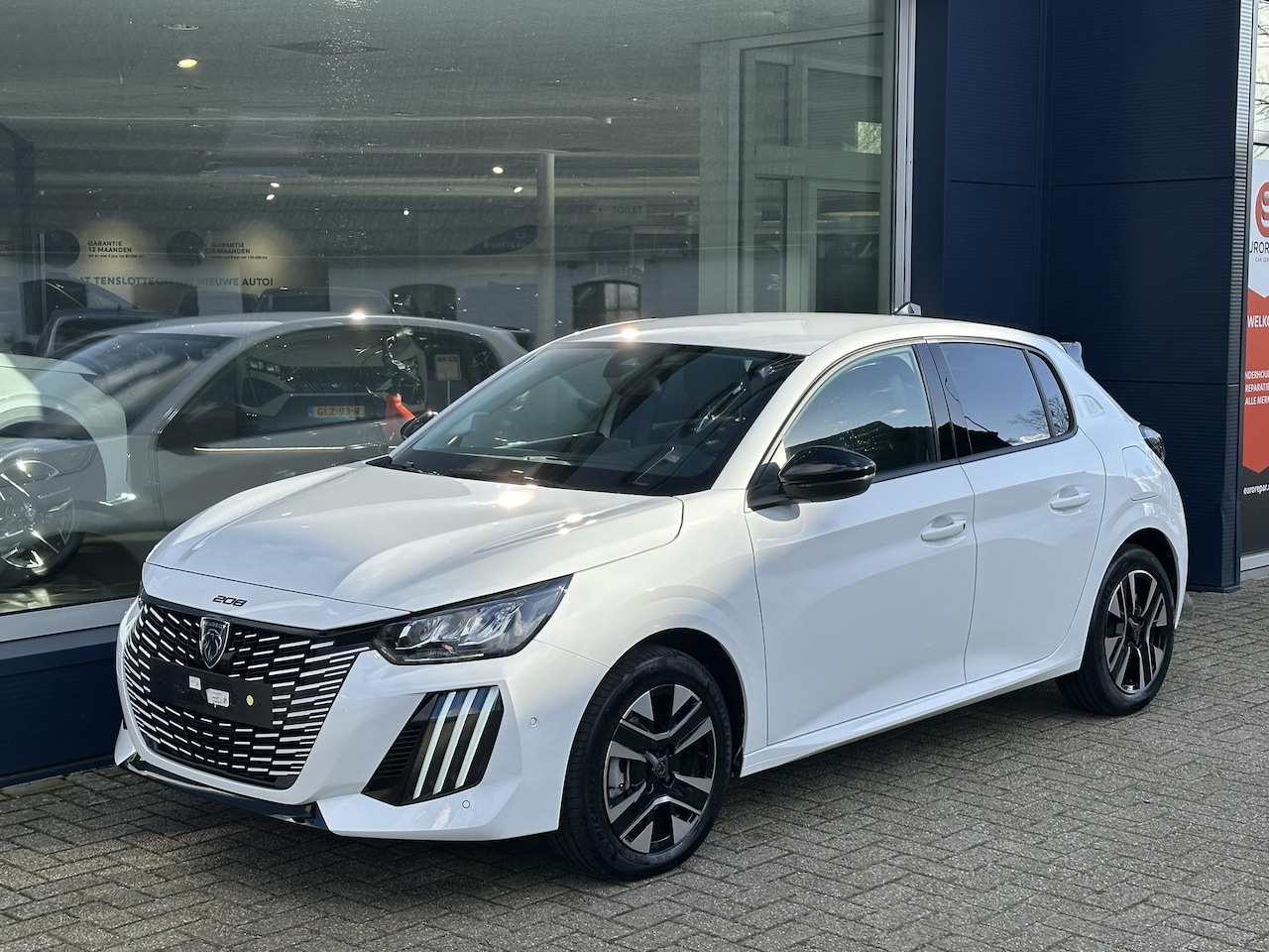Peugeot 208 - Hybrid 110 PK Allure Automaat | NETTO DEAL MET € 5000 VOORDEEL | Hybride Elektrisch rijden - AutoWereld.nl
